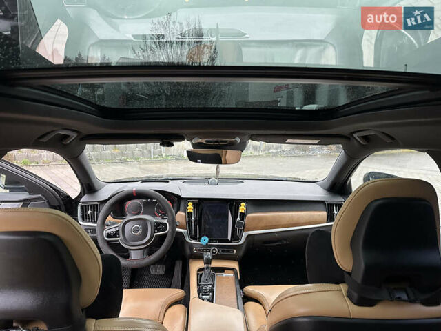 Чорний Вольво В90, об'ємом двигуна 1.97 л та пробігом 320 тис. км за 25000 $, фото 13 на Automoto.ua