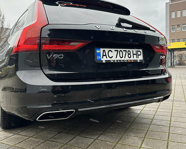 Чорний Вольво В90, об'ємом двигуна 1.97 л та пробігом 320 тис. км за 25000 $, фото 38 на Automoto.ua