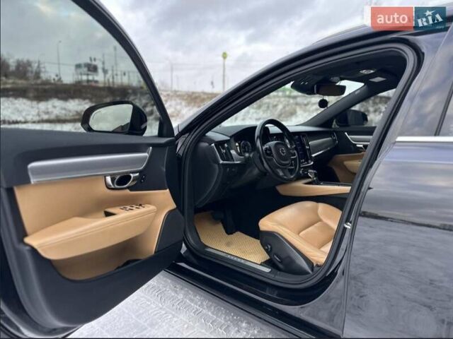 Черный Вольво В90, объемом двигателя 1.97 л и пробегом 263 тыс. км за 28900 $, фото 8 на Automoto.ua