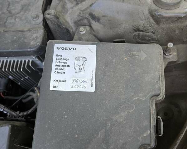 Черный Вольво В90, объемом двигателя 1.97 л и пробегом 342 тыс. км за 21000 $, фото 19 на Automoto.ua