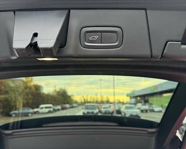 Вольво В90 2017 в Киеве на Automoto.ua Черный Вольво В90, объемом двигателя 1.97 л и пробегом 250 тыс. км за 24500 $, фото 13 на Automoto.ua