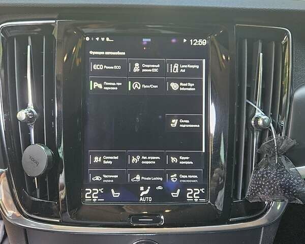 Черный Вольво В90, объемом двигателя 1.97 л и пробегом 342 тыс. км за 21000 $, фото 2 на Automoto.ua