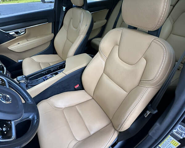 Черный Вольво В90, объемом двигателя 1.97 л и пробегом 140 тыс. км за 24999 $, фото 23 на Automoto.ua