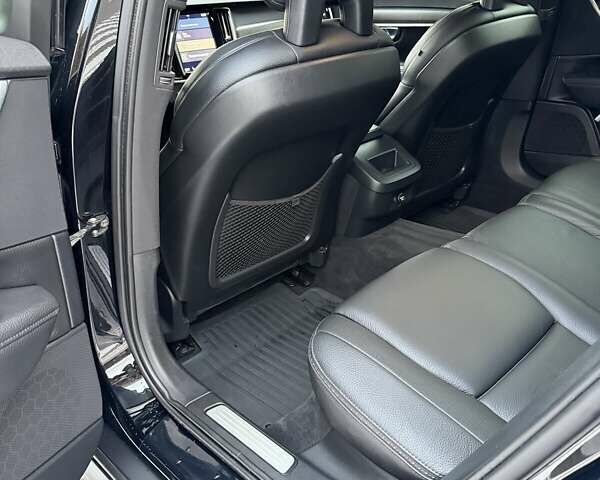 Вольво В90 2017 в Киеве на Automoto.ua Черный Вольво В90, объемом двигателя 1.97 л и пробегом 250 тыс. км за 24500 $, фото 10 на Automoto.ua