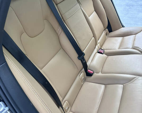 Черный Вольво В90, объемом двигателя 1.97 л и пробегом 140 тыс. км за 24999 $, фото 37 на Automoto.ua