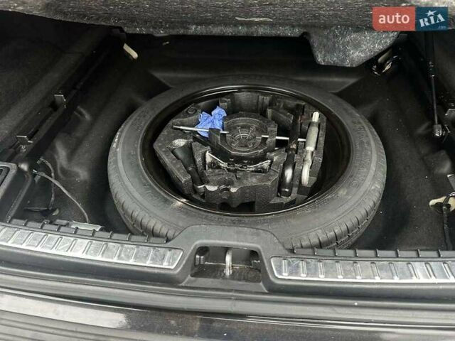 Черный Вольво В90, объемом двигателя 2 л и пробегом 152 тыс. км за 31777 $, фото 7 на Automoto.ua