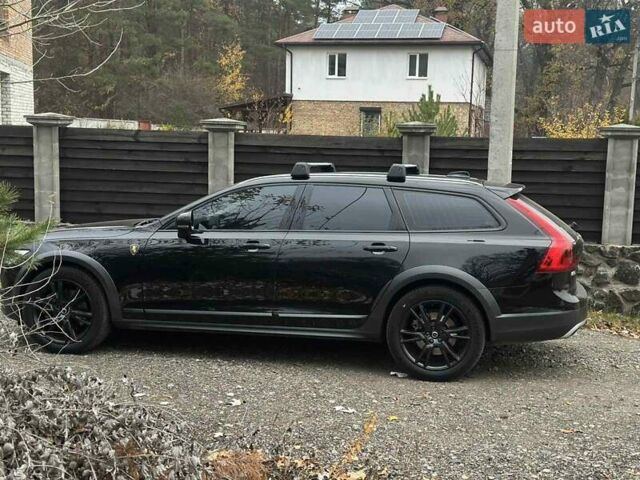 Черный Вольво В90, объемом двигателя 2 л и пробегом 152 тыс. км за 31777 $, фото 10 на Automoto.ua