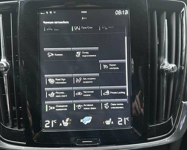 Черный Вольво В90, объемом двигателя 2 л и пробегом 152 тыс. км за 31777 $, фото 22 на Automoto.ua