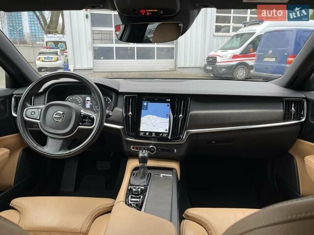 Черный Вольво В90, объемом двигателя 1.97 л и пробегом 86 тыс. км за 32700 $, фото 18 на Automoto.ua