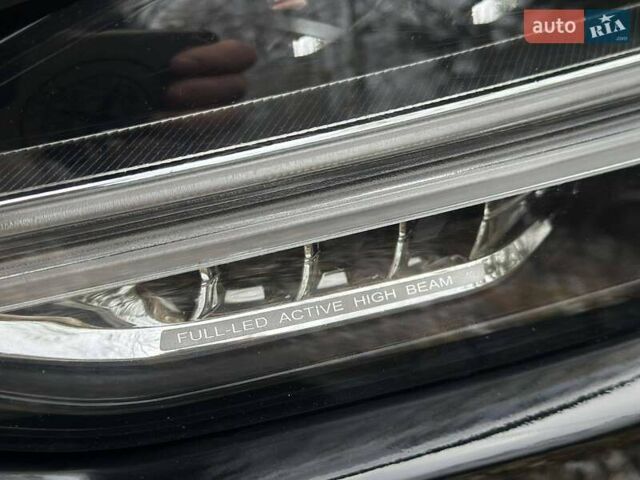 Черный Вольво В90, объемом двигателя 2 л и пробегом 152 тыс. км за 31777 $, фото 8 на Automoto.ua