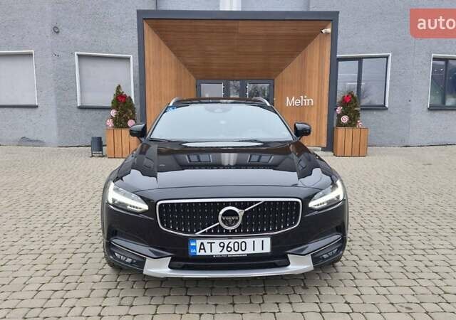 Черный Вольво В90, объемом двигателя 2 л и пробегом 115 тыс. км за 38000 $, фото 15 на Automoto.ua