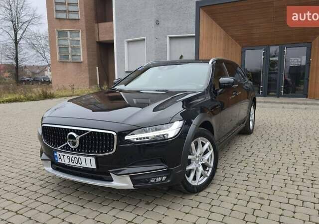 Черный Вольво В90, объемом двигателя 2 л и пробегом 115 тыс. км за 38000 $, фото 2 на Automoto.ua