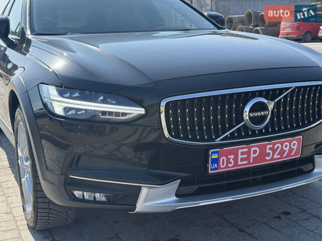 Чорний Вольво В90, об'ємом двигуна 1.97 л та пробігом 130 тис. км за 32700 $, фото 10 на Automoto.ua