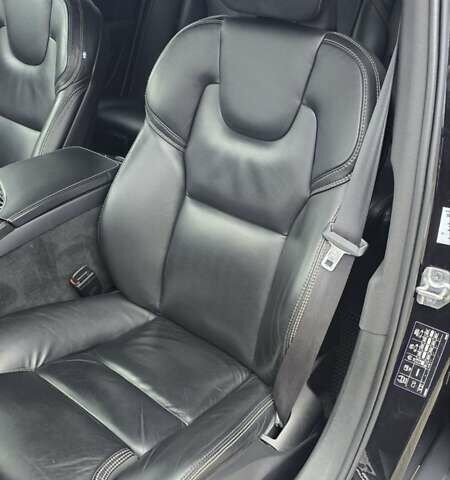 Черный Вольво В90, объемом двигателя 2 л и пробегом 115 тыс. км за 38000 $, фото 16 на Automoto.ua