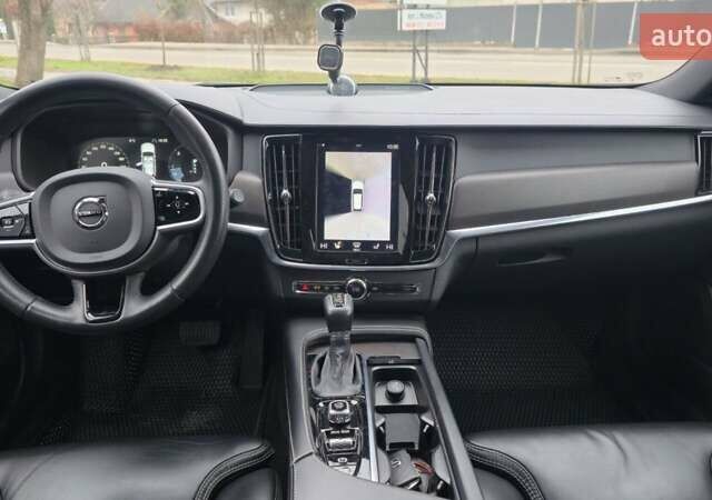 Черный Вольво В90, объемом двигателя 2 л и пробегом 115 тыс. км за 38000 $, фото 18 на Automoto.ua