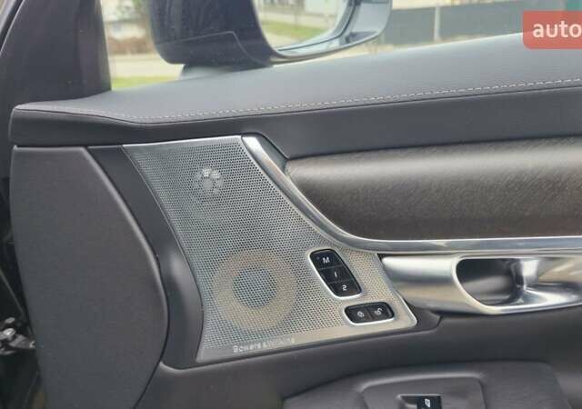 Черный Вольво В90, объемом двигателя 2 л и пробегом 115 тыс. км за 38000 $, фото 21 на Automoto.ua