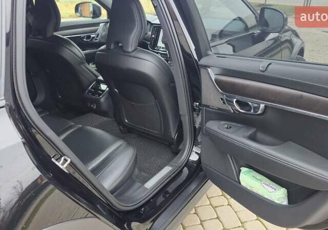 Черный Вольво В90, объемом двигателя 2 л и пробегом 115 тыс. км за 38000 $, фото 32 на Automoto.ua