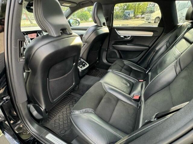 Чорний Вольво В90, об'ємом двигуна 2 л та пробігом 311 тис. км за 23354 $, фото 5 на Automoto.ua