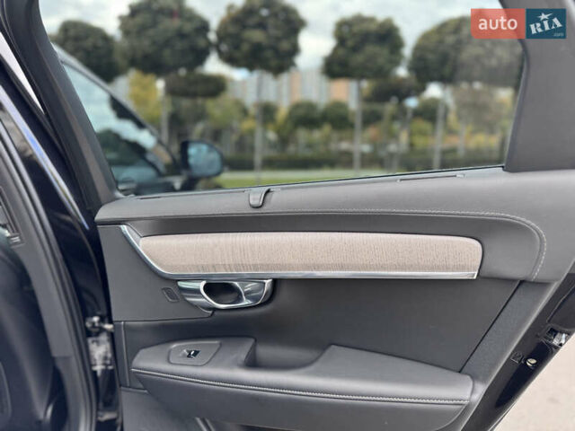 Чорний Вольво В90, об'ємом двигуна 2 л та пробігом 46 тис. км за 52990 $, фото 34 на Automoto.ua