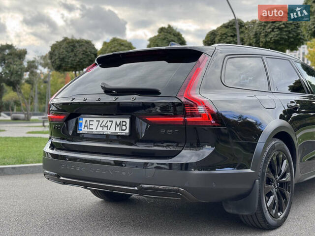 Чорний Вольво В90, об'ємом двигуна 2 л та пробігом 46 тис. км за 52990 $, фото 11 на Automoto.ua