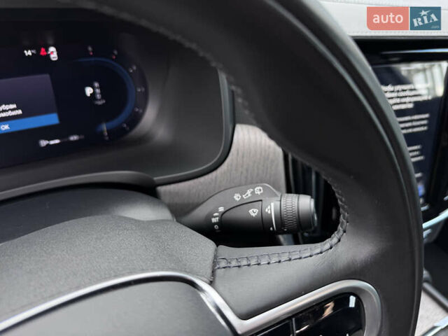 Чорний Вольво В90, об'ємом двигуна 2 л та пробігом 46 тис. км за 52990 $, фото 23 на Automoto.ua