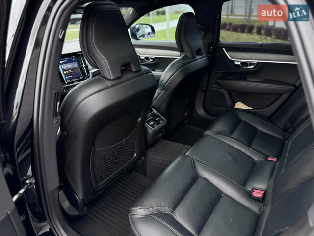 Чорний Вольво В90, об'ємом двигуна 2 л та пробігом 46 тис. км за 52990 $, фото 30 на Automoto.ua