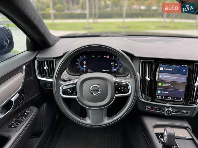 Чорний Вольво В90, об'ємом двигуна 2 л та пробігом 46 тис. км за 52990 $, фото 31 на Automoto.ua