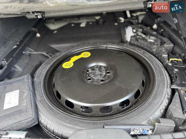 Чорний Вольво В90, об'ємом двигуна 2 л та пробігом 46 тис. км за 52990 $, фото 45 на Automoto.ua