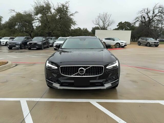 Черный Вольво В90, объемом двигателя 2 л и пробегом 19 тыс. км за 17999 $, фото 1 на Automoto.ua