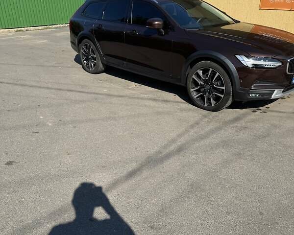 Коричневий Вольво В90, об'ємом двигуна 1.97 л та пробігом 66 тис. км за 33000 $, фото 3 на Automoto.ua