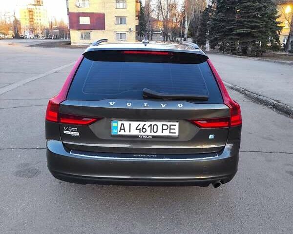 Коричневий Вольво В90, об'ємом двигуна 1.97 л та пробігом 312 тис. км за 25450 $, фото 5 на Automoto.ua