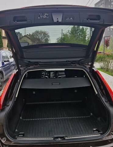 Коричневый Вольво В90, объемом двигателя 1.97 л и пробегом 69 тыс. км за 40500 $, фото 20 на Automoto.ua