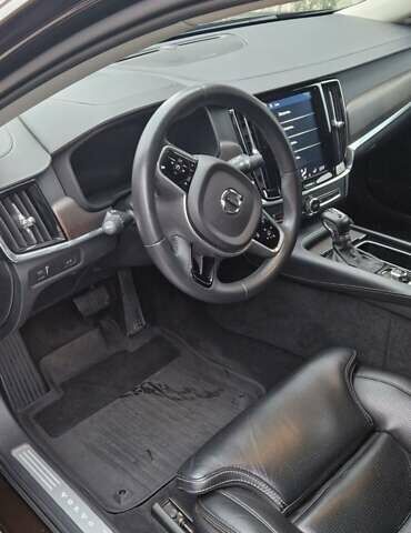 Коричневый Вольво В90, объемом двигателя 1.97 л и пробегом 69 тыс. км за 40500 $, фото 28 на Automoto.ua