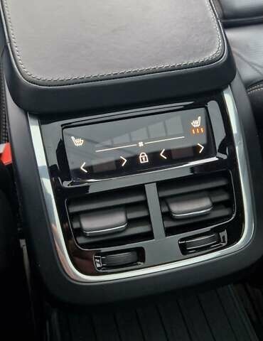 Коричневый Вольво В90, объемом двигателя 1.97 л и пробегом 69 тыс. км за 40500 $, фото 23 на Automoto.ua