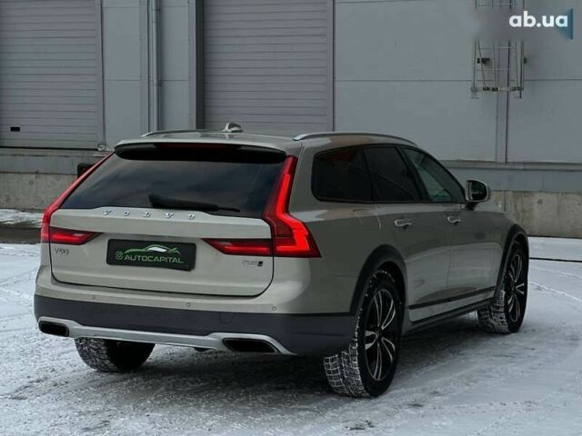 Вольво В90, об'ємом двигуна 2 л та пробігом 328 тис. км за 21990 $, фото 9 на Automoto.ua