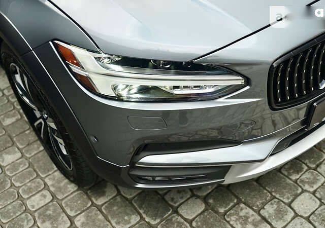 Вольво В90, объемом двигателя 2 л и пробегом 90 тыс. км за 24900 $, фото 1 на Automoto.ua