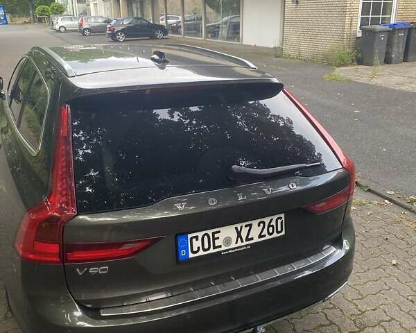 Вольво В90, объемом двигателя 1.97 л и пробегом 250 тыс. км за 17401 $, фото 12 на Automoto.ua