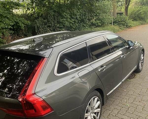 Вольво В90, объемом двигателя 1.97 л и пробегом 250 тыс. км за 17401 $, фото 11 на Automoto.ua