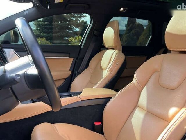 Вольво В90, объемом двигателя 2 л и пробегом 59 тыс. км за 36900 $, фото 8 на Automoto.ua