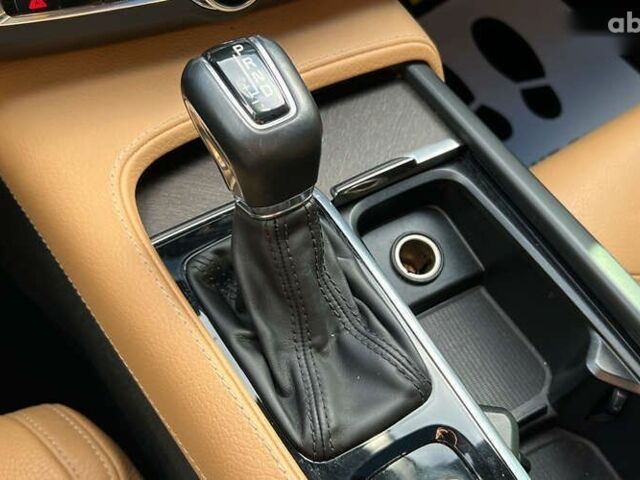 Вольво В90, объемом двигателя 2 л и пробегом 59 тыс. км за 36900 $, фото 17 на Automoto.ua