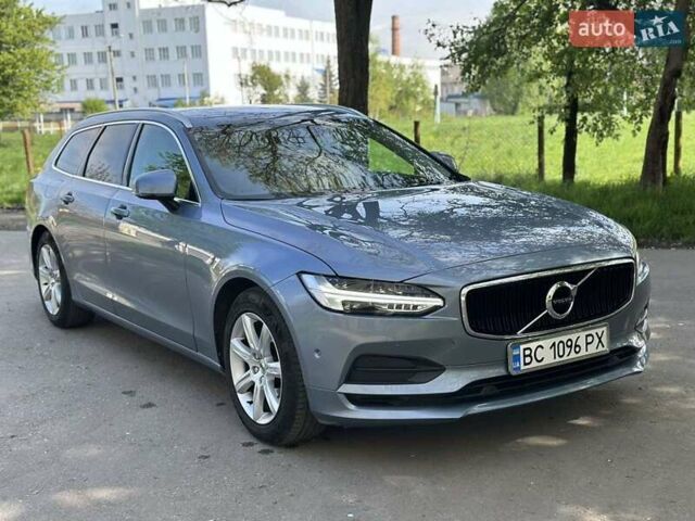 Серый Вольво В90, объемом двигателя 1.97 л и пробегом 343 тыс. км за 23999 $, фото 1 на Automoto.ua