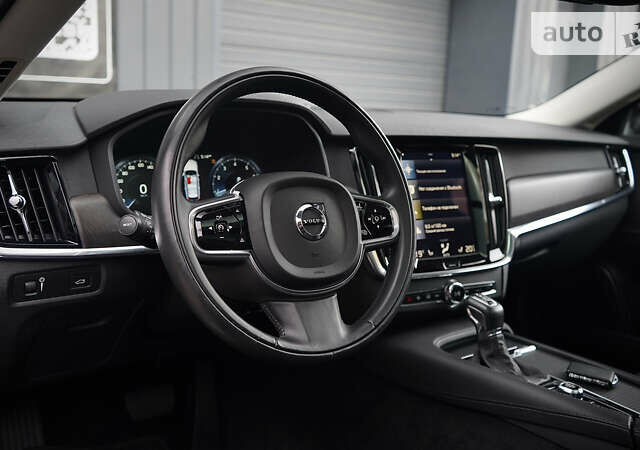 Серый Вольво В90, объемом двигателя 1.97 л и пробегом 90 тыс. км за 24900 $, фото 20 на Automoto.ua