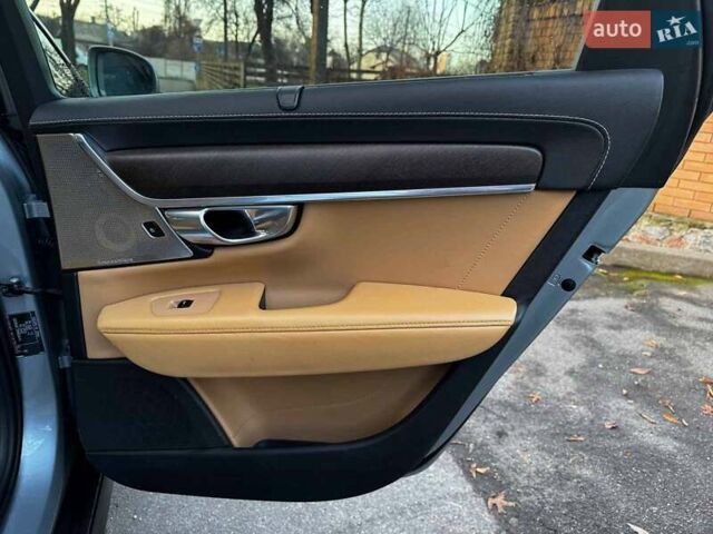 Серый Вольво В90, объемом двигателя 2 л и пробегом 174 тыс. км за 28990 $, фото 38 на Automoto.ua