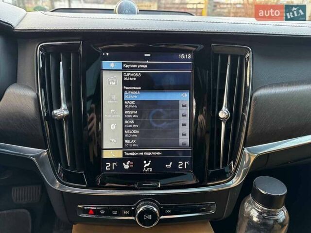 Серый Вольво В90, объемом двигателя 2 л и пробегом 174 тыс. км за 28990 $, фото 24 на Automoto.ua