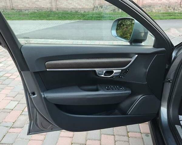 Серый Вольво В90, объемом двигателя 1.97 л и пробегом 167 тыс. км за 23900 $, фото 25 на Automoto.ua