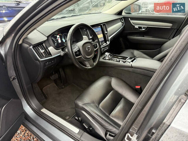 Сірий Вольво В90, об'ємом двигуна 1.97 л та пробігом 230 тис. км за 36500 $, фото 29 на Automoto.ua