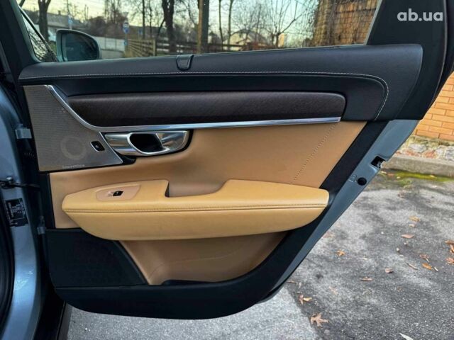 Серый Вольво В90, объемом двигателя 2 л и пробегом 174 тыс. км за 28990 $, фото 39 на Automoto.ua