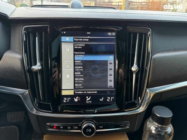 Серый Вольво В90, объемом двигателя 2 л и пробегом 174 тыс. км за 28990 $, фото 24 на Automoto.ua