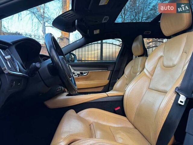 Серый Вольво В90, объемом двигателя 2 л и пробегом 174 тыс. км за 28990 $, фото 18 на Automoto.ua