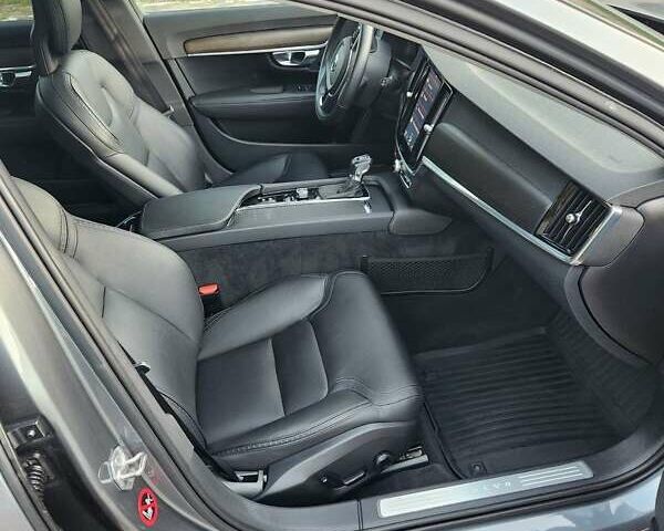 Серый Вольво В90, объемом двигателя 1.97 л и пробегом 167 тыс. км за 23900 $, фото 24 на Automoto.ua